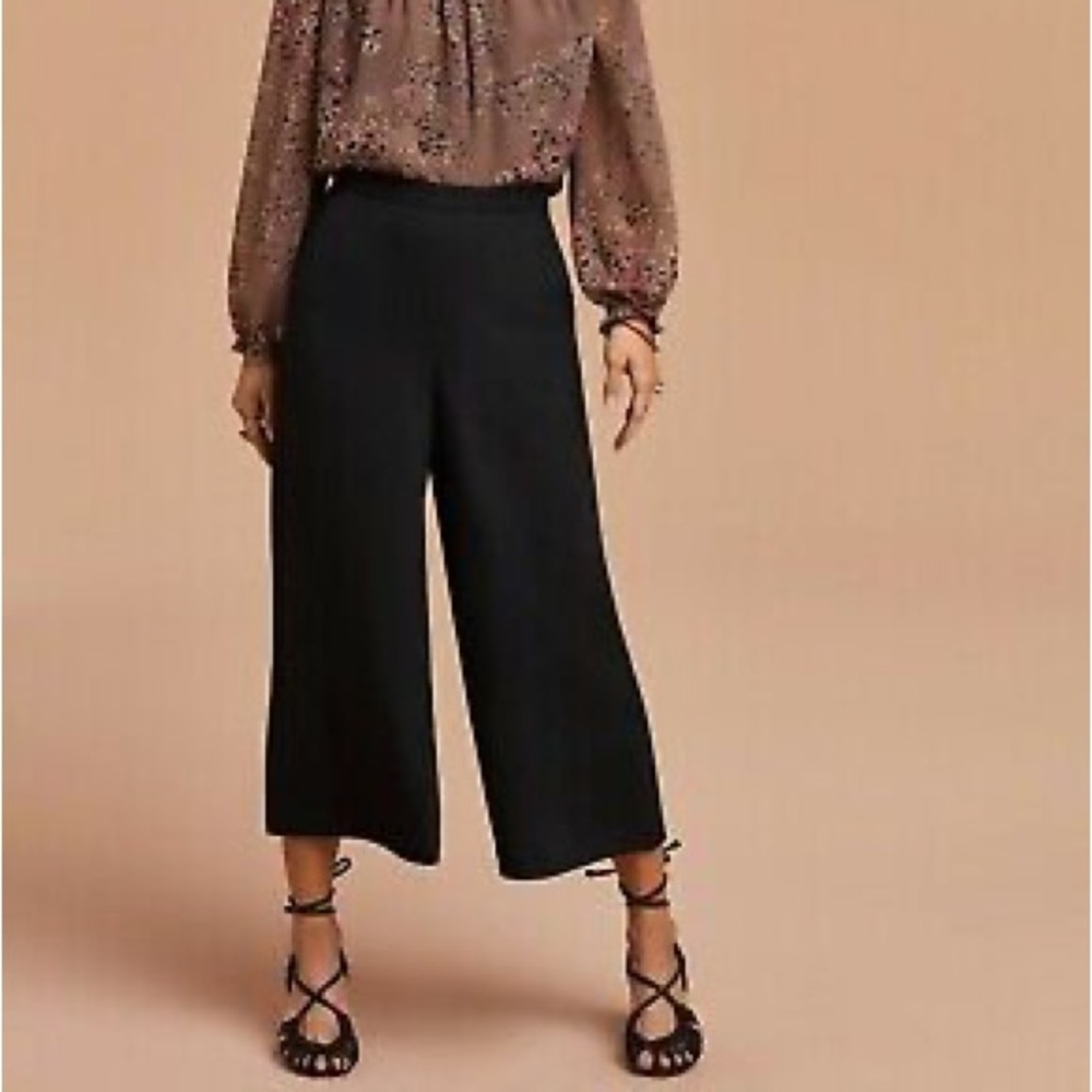 Wilfred Free Cropped Black Viscose Relaxed Pants